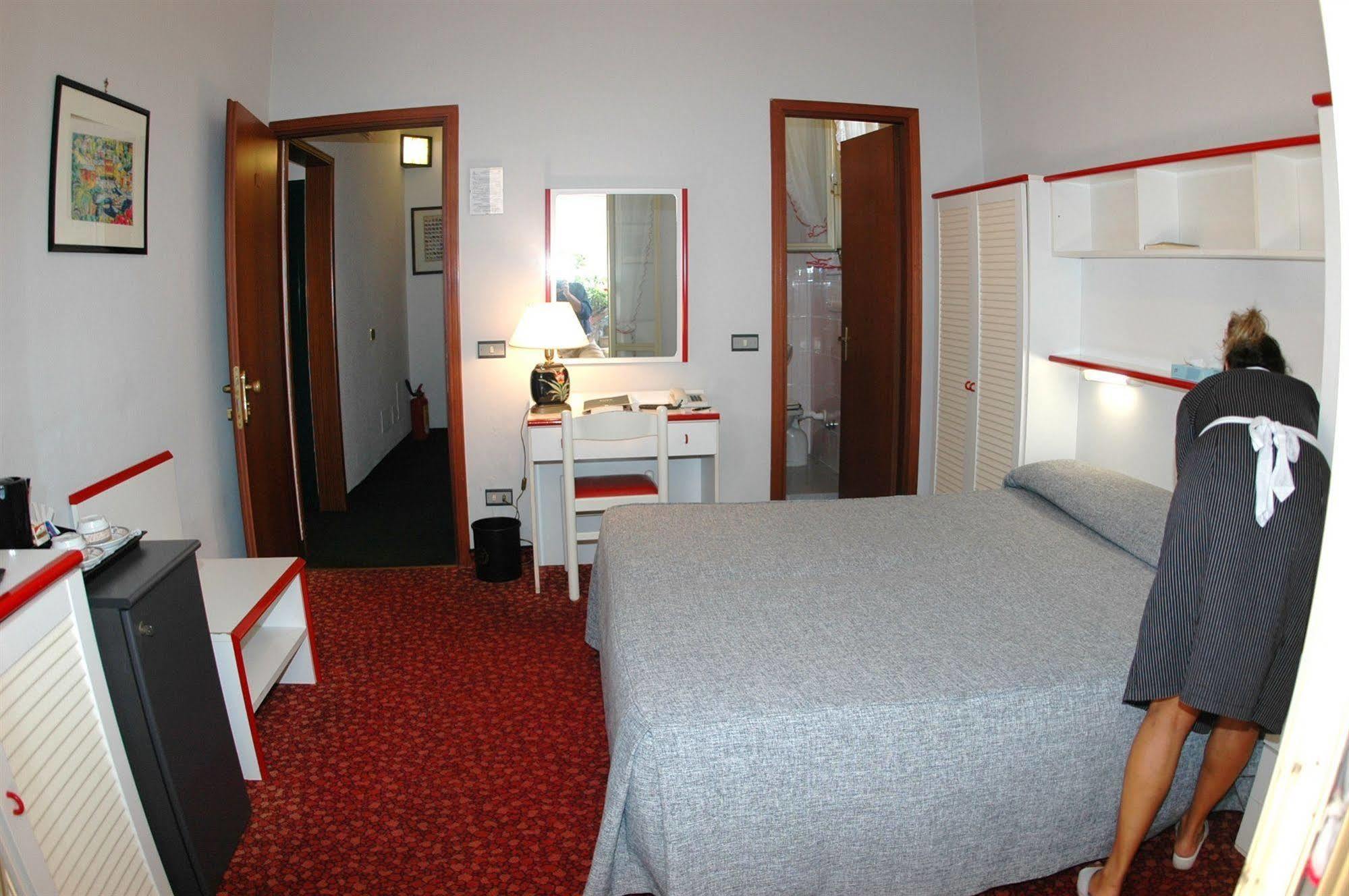 Hotel Flory 산타마르게리타리구레 외부 사진